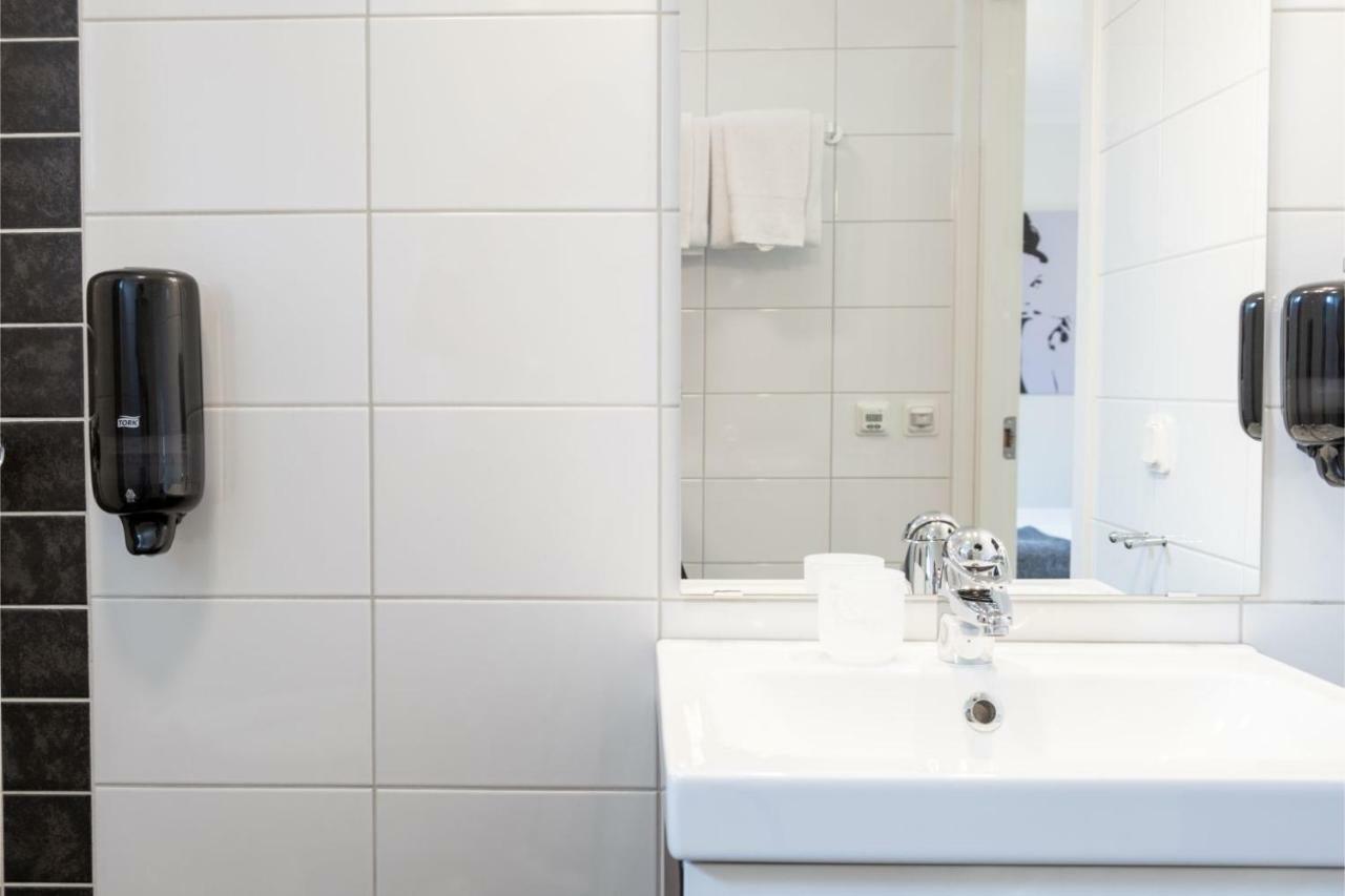 Ettsmart Hotell Sollentuna Dış mekan fotoğraf